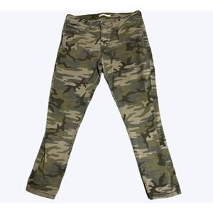 Levi's Jeans Womens 30 Green Camouflage Denim Pants 711 Low Rise Skinny Ankle